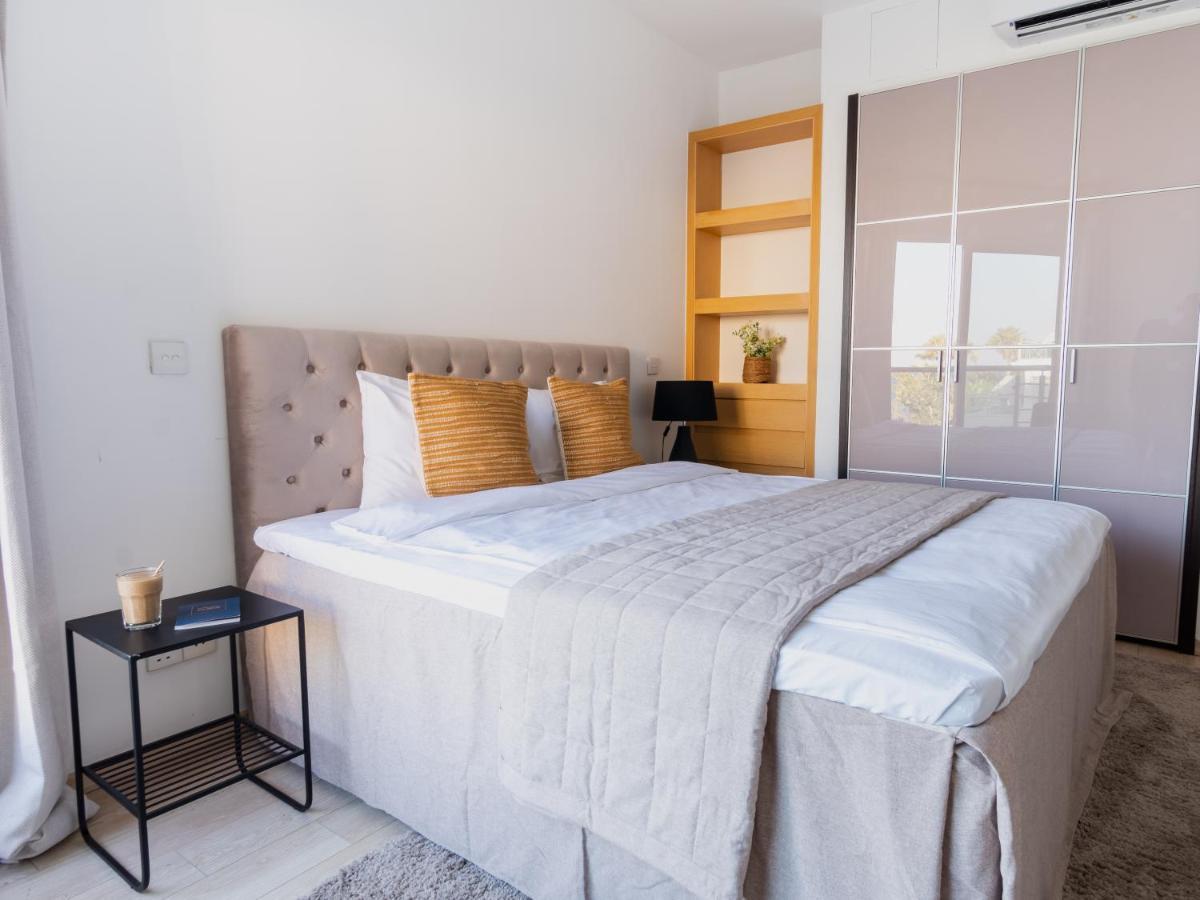 Sanders Ermitage On The Beach - Delightful 1-Bedroom Apartment With Sea View Limassol Zewnętrze zdjęcie